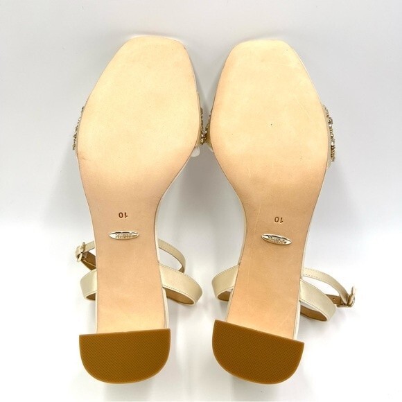Badgley Mischka Size 10 Ivory Satin Jeweled Block Heels Wedding Shoes Sandals - Picture 8 of 12